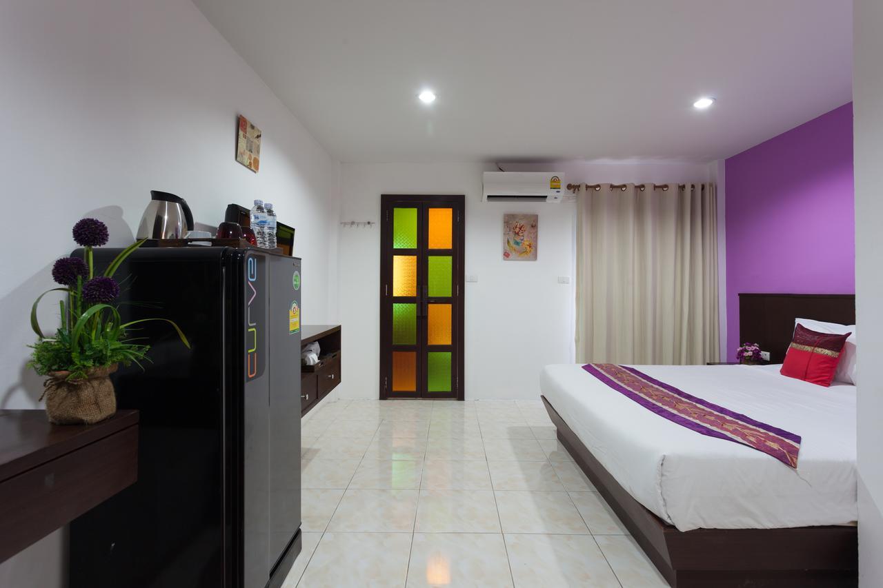 Islanda Boutique Hotel Patong Екстер'єр фото